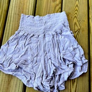 LIGHT PURPLE FLOWY SHORTS SIZE SMALL